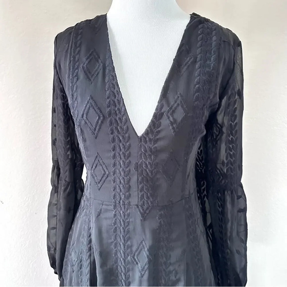 ASTR The Label Black Embroidered Fit and Flare Cocktail Dress Medium - Picture 2 of 15